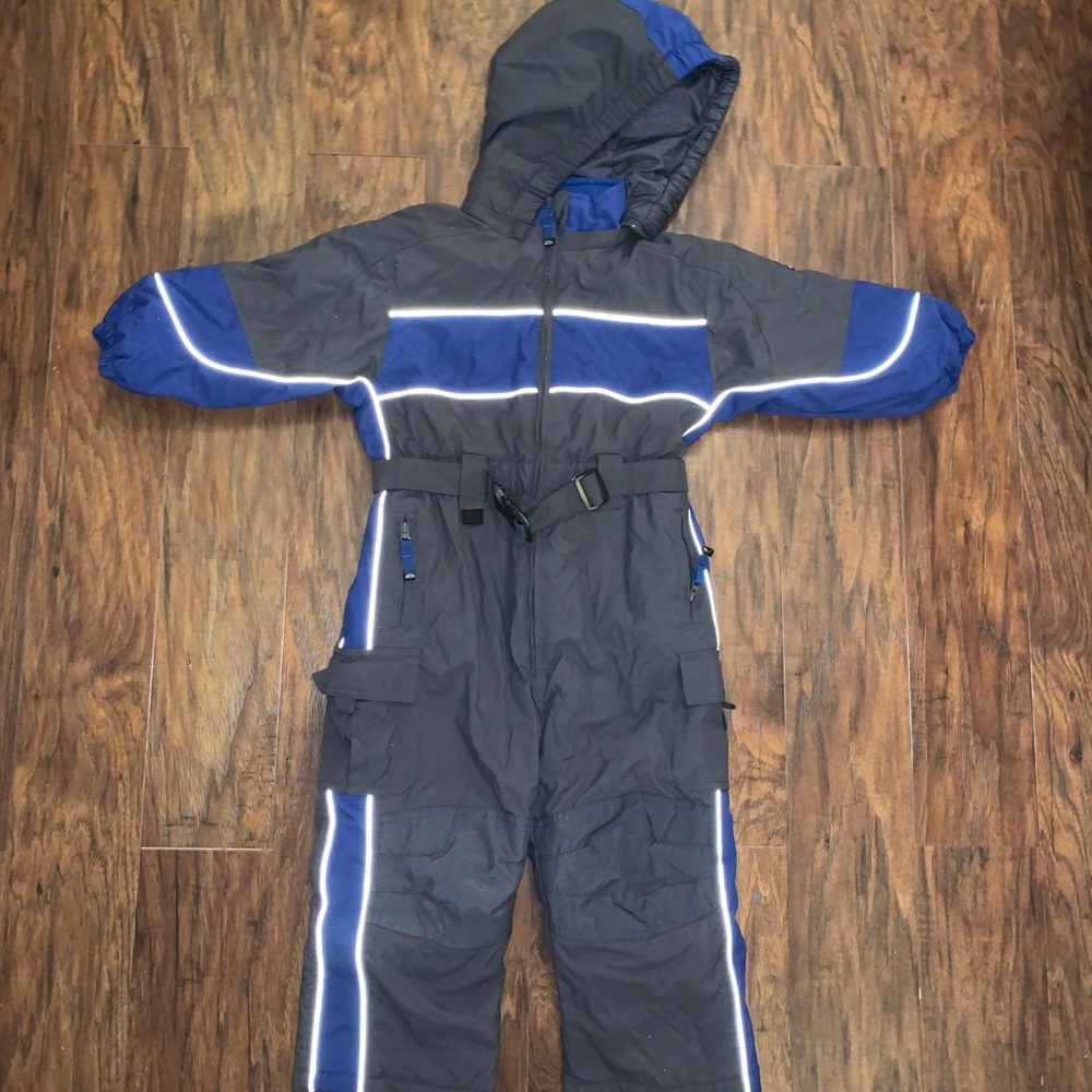 GRAY AND BLUE BOY’S SNOWSUIT